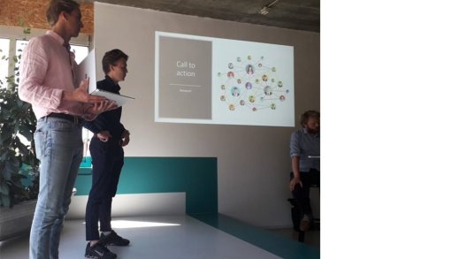 foto van presentatie over Q-fit