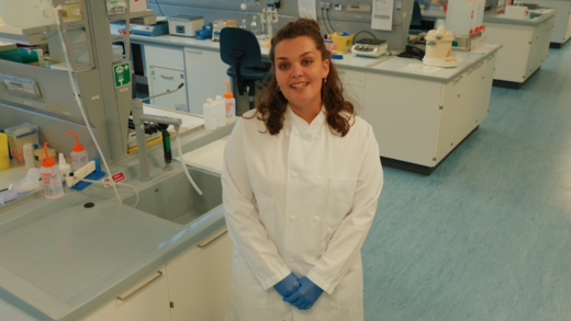 Een afgestudeerde student vertelt over haar baan als Research Technician