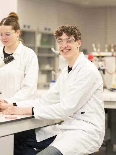 Foto van Dion in lab