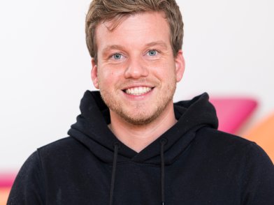 Portretfoto van docent Ruben 't Hart