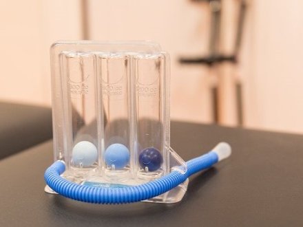 foto van een ademhaingsinstrument