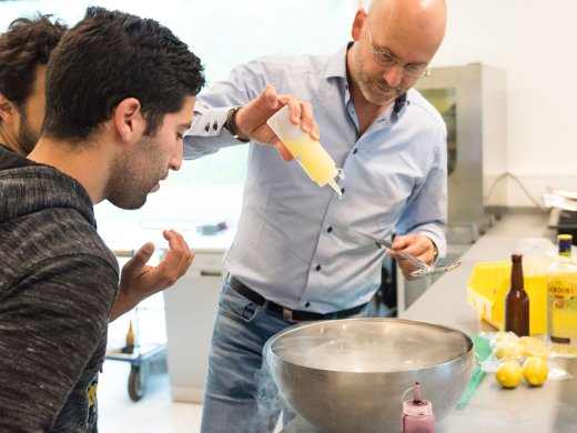 Onderzoeksgroep Foodlab van Hogeschool Leiden experimenteert in de klas 