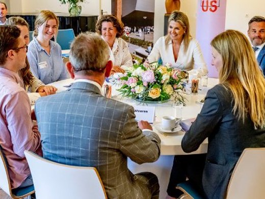 foto van Koningin Máxima op Hogeschool Leiden