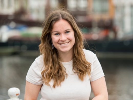 Kim studeert Verpleegkunde bij Hogeschool Leiden.