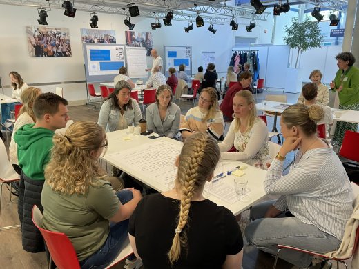 Overzicht foto bijeenkomst verpleegkundigen behouden voor de zorg