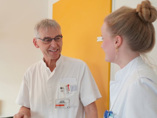 Docent en verpleegkundige Fred van der Leer.