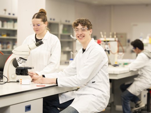 Foto van Dion in lab