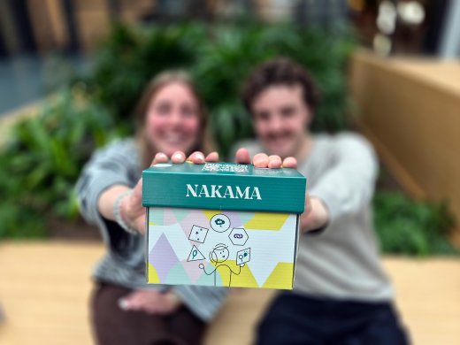 Het spel Nakama dat is ontwikkeld voor gezinshuizen.
