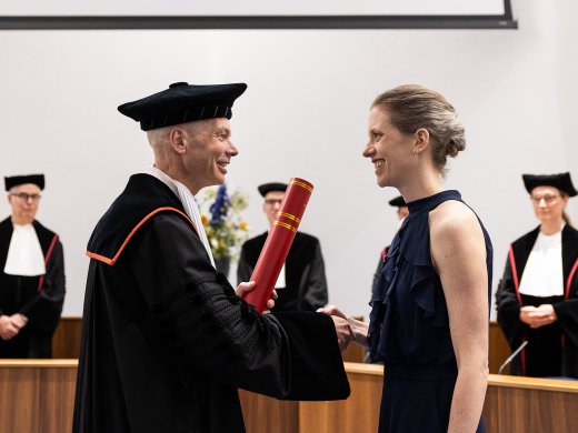 Proefschrift van docent-onderzoeker Dinja van der Veen.