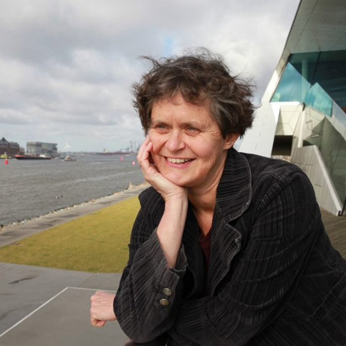 Ruth, docent en onderzoeker Sociaal Werk & Toegepaste Psychologie