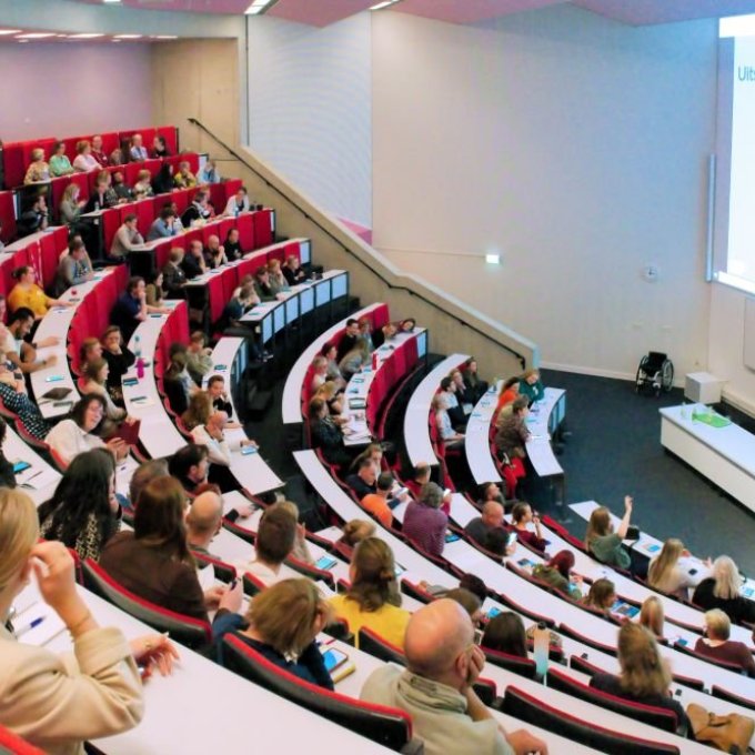 Foto van het publiek bij de Pathasdag over Gynaecologie