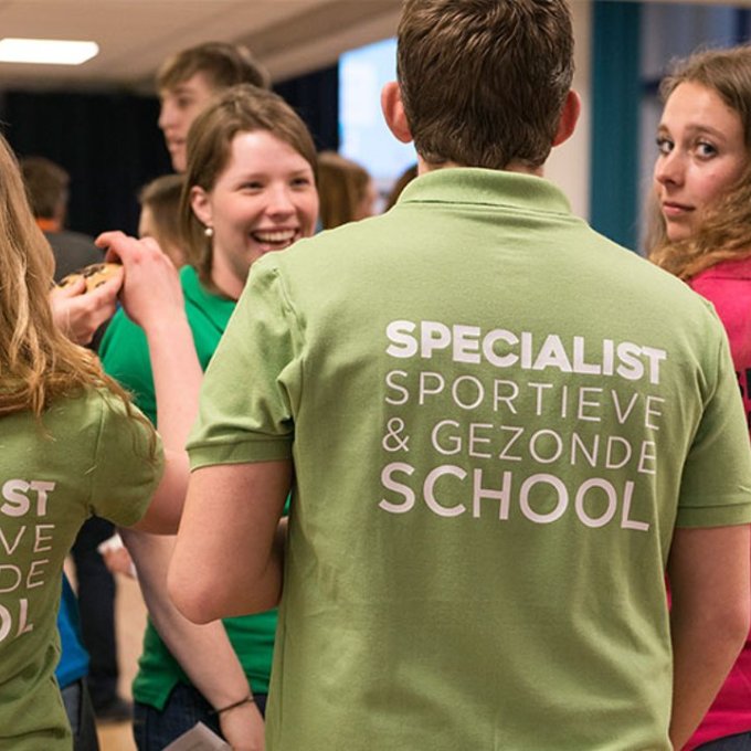 studenten_specialist_sportieve_en_gezonde_school.
