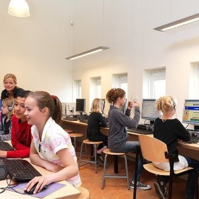 Kinderen achter de computer