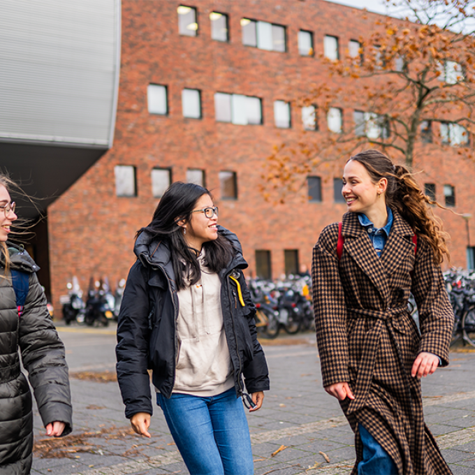 Studenten voor de hogeschool