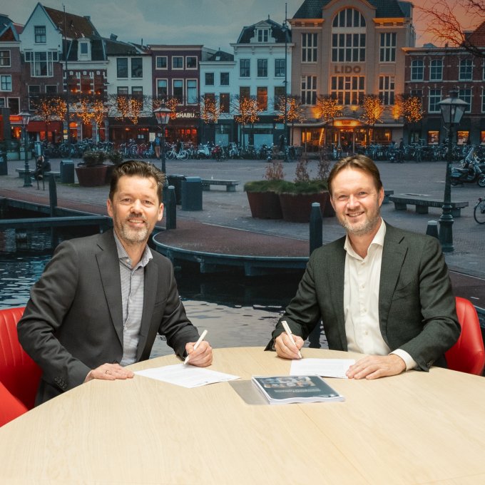 Ondertekening hernieuwde samenwerkingsovereenkomst Alrijne en Hogeschool Leiden