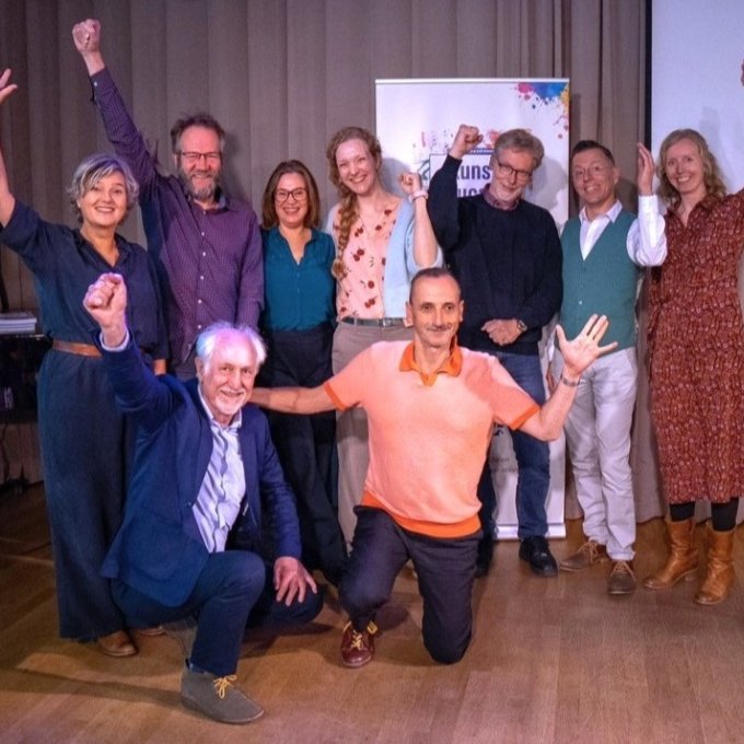 De schrijvers van het boek Kunsteducatie bij de lancering van hun boek in Utrecht